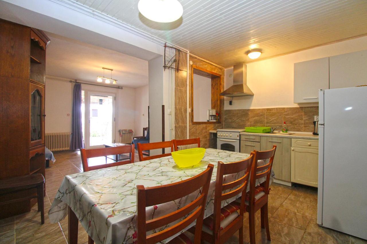 Apartments Matilda 1954 Fažana Екстериор снимка